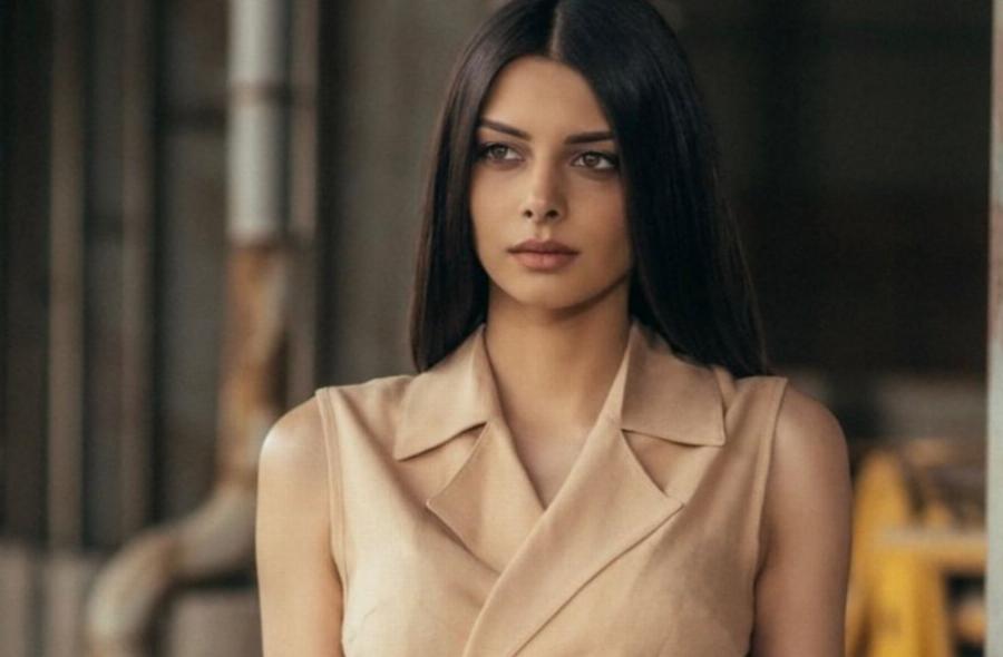 Άννα Μπεζάν: «Η μητέρα μου με το που με γέννησε με παράτησε στο νοσοκομείο γιατί είχε ήδη τρία παιδιά, δεν ήθελε άλλο»