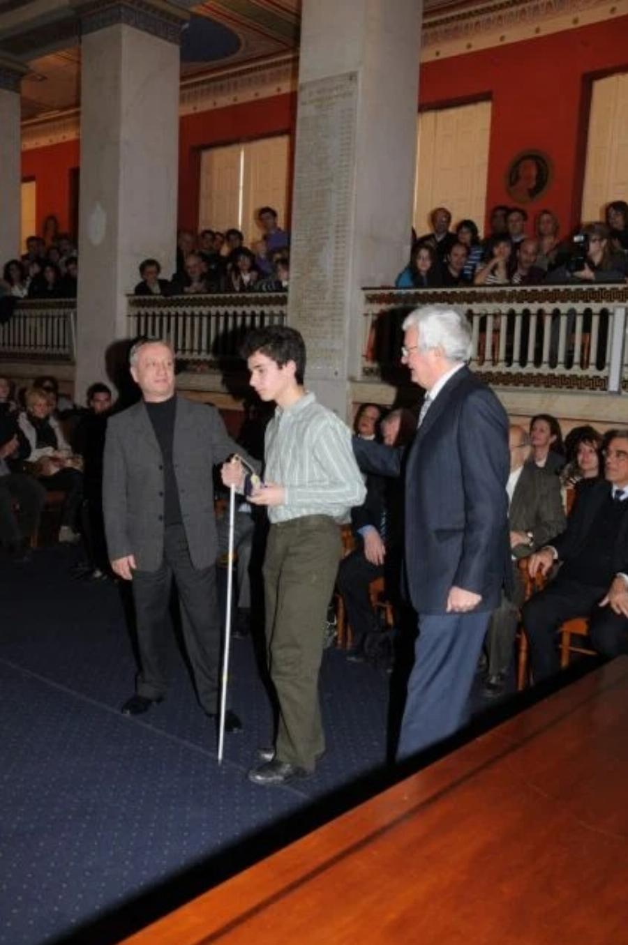 Αργύρης Κουμτζής: Η ιστορία του τυφλού φοιτητή, που απορρίφθηκε από το ΑΠΘ, αλλά έγινε δεκτός από την Οξφόρδη