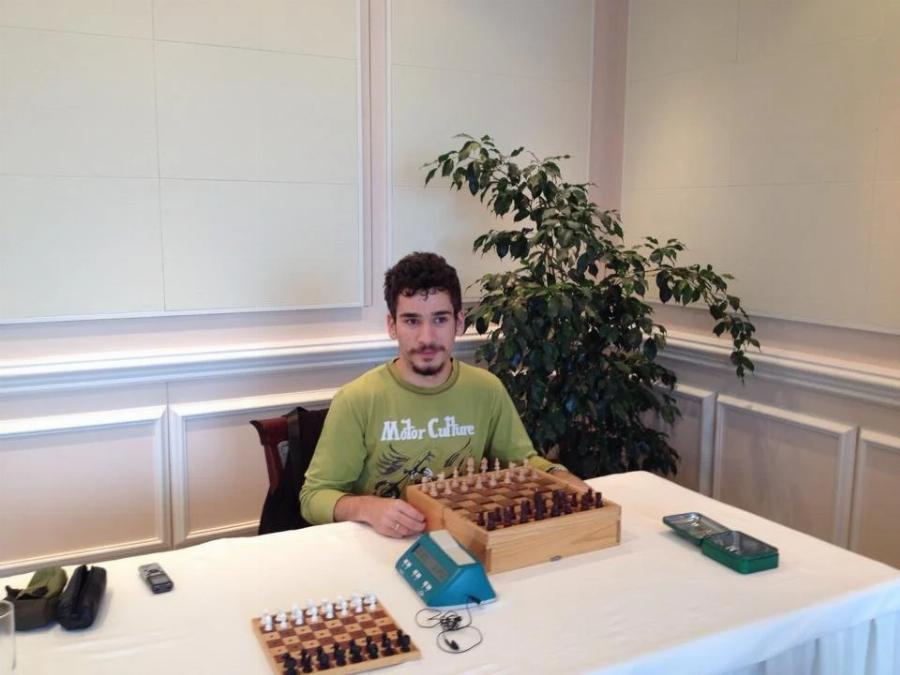 Αργύρης Κουμτζής: Η ιστορία του τυφλού φοιτητή, που απορρίφθηκε από το ΑΠΘ, αλλά έγινε δεκτός από την Οξφόρδη