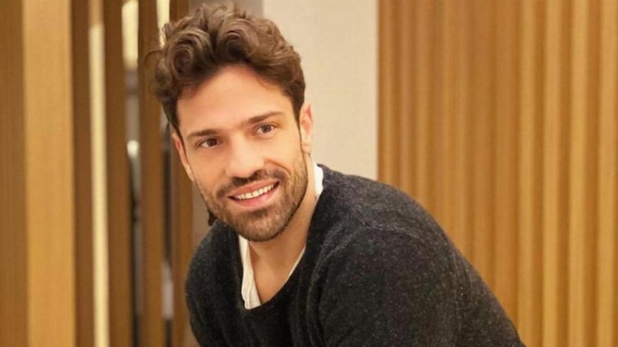 Tinder: Έστελνε προσωπικές φωτογραφίες της σε απατεώνα – Παρίστανε τον Αργυρό και την εξαπάτησε