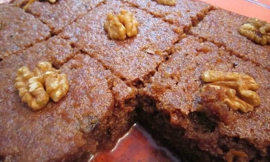 Παραδοσιακή καρυδόπιτα: Το μυστικό στην συνταγή για να γίνει αφράτη και πεντανόστιμη