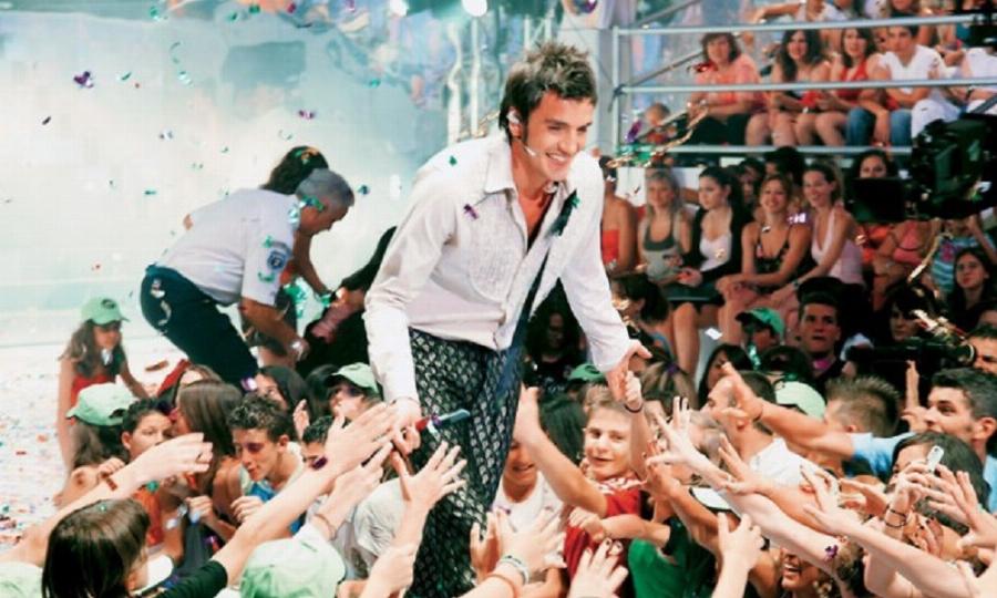 Λεωνίδας Μπαλάφας: Η συμμετοχή και η νίκη στο Fame Story 4, η αλλαγή στην εμφάνιση, η γυναίκα της ζωής του και τα δύο παιδιά