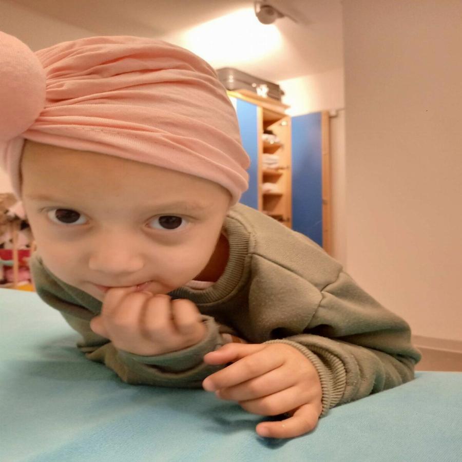 «Η Εβελίνα μου κρατά ένα σταυρό στο χέρι και λέει ”σε παρακαλώ Χριστούλη μου, κάνε με καλά”»