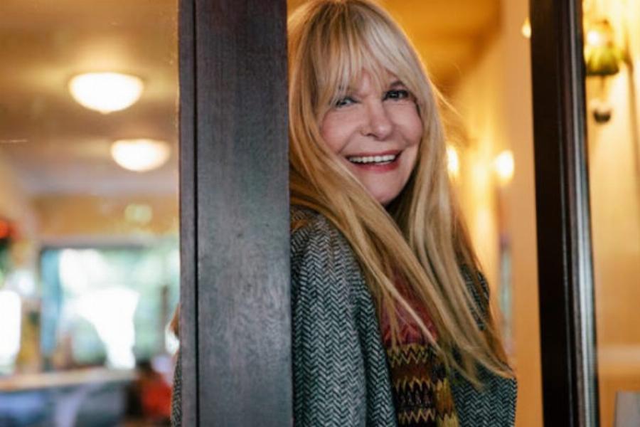 Χλόη Λιάσκου: Έγινε 75 ετών και εντυπωσιάζει με την φυσική ομορφιά της – Πως είναι σήμερα η γλυκιά ξανθιά με την ταραχώδη ζωή