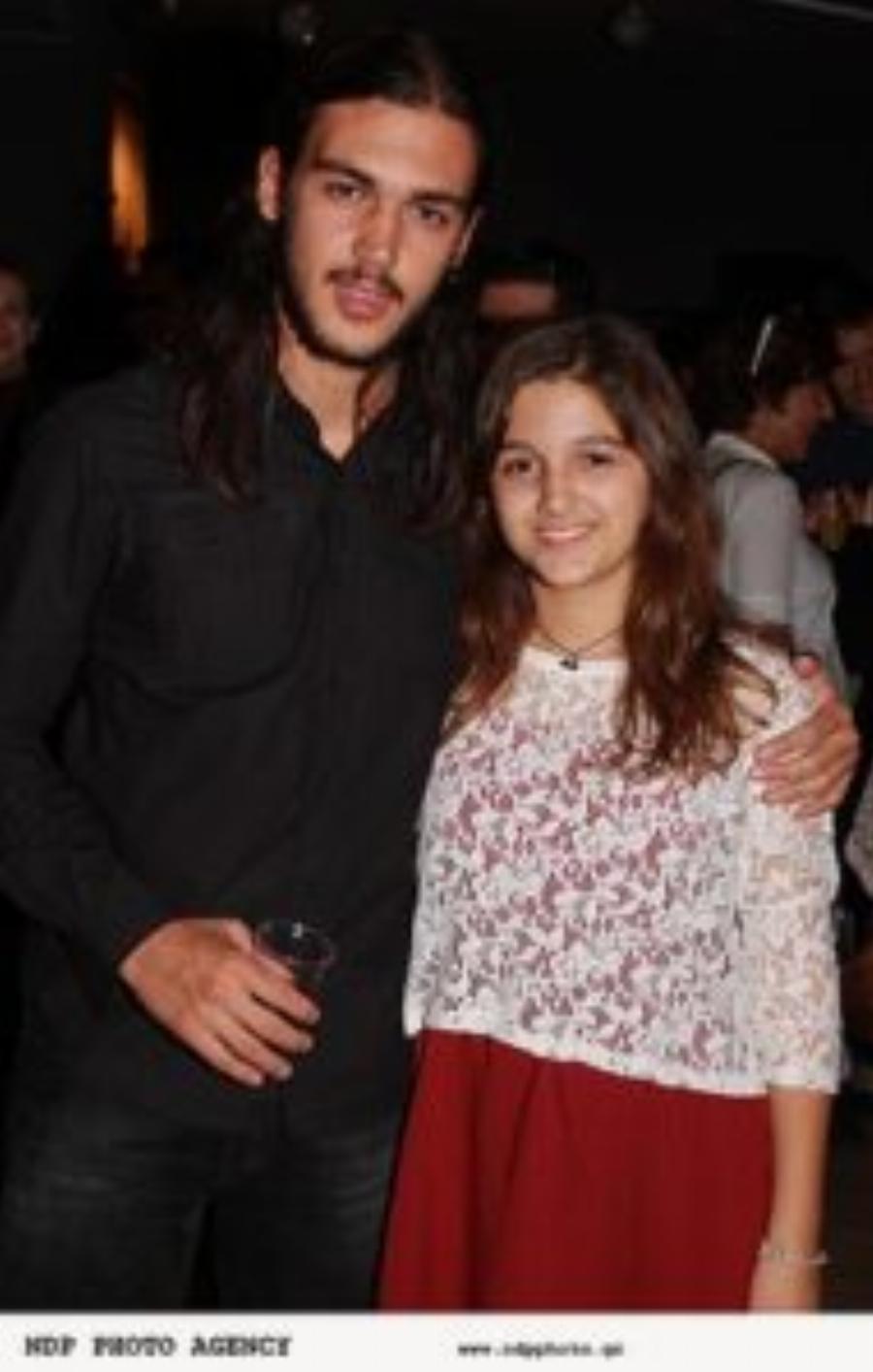 Κώστας Καζάκος: Εκτός από τον Κωνσταντίνο και τα άλλα 3 παιδιά του κληρονόμησαν το ταλέντο στην υποκριτική