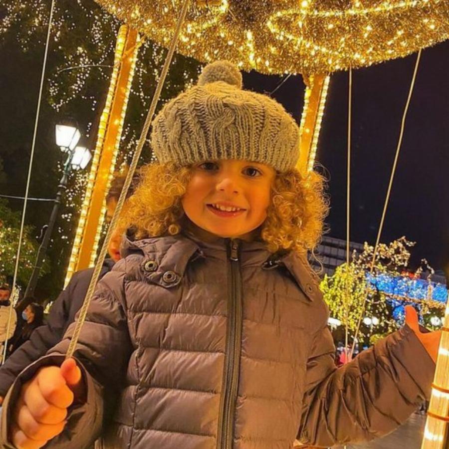 Κατερίνα Λάσπα: Η κόρη της μεγάλωσε, είναι σκέτη γλύκα και μοιάζει με τη μαμά της σαν δύο σταγόνες νερό