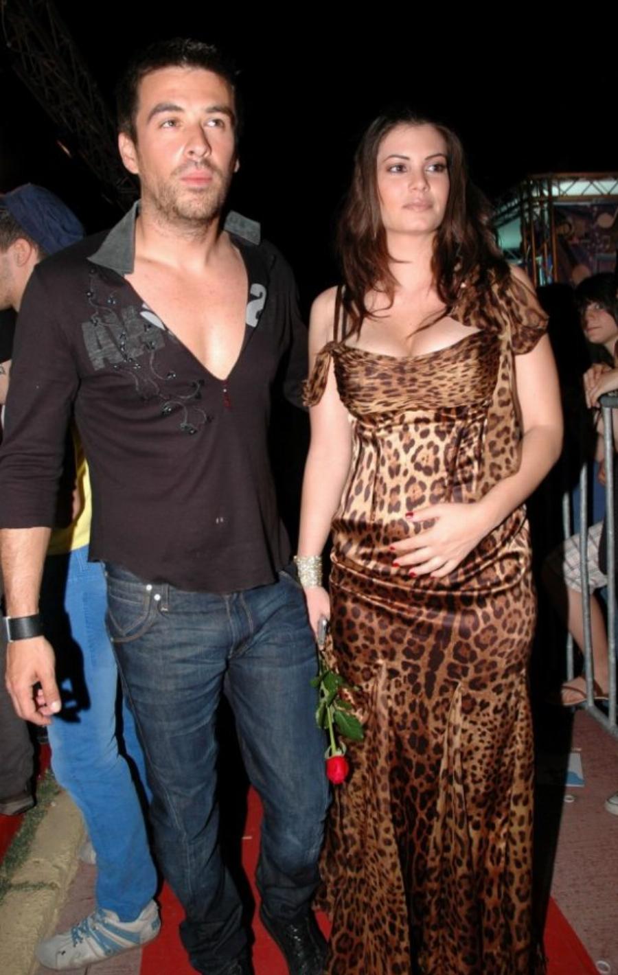 Πιο λαμπερές από ποτέ: Οι πανέμορφες εμφανίσεις από 20 διάσημες Ελληνίδες μαμάδες όταν ήταν έγκυες