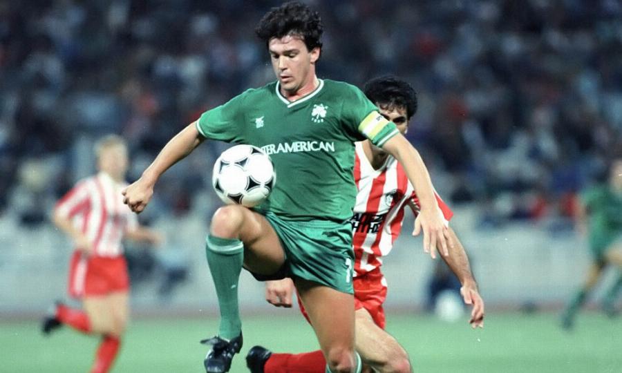 Δημήτρης Σαραβάκος: Η πανέμορφη κόρη του, η καριέρα του στο ποδόσφαιρο με τις αστρονομικές απολαβές και η μεγάλη επιστροφή