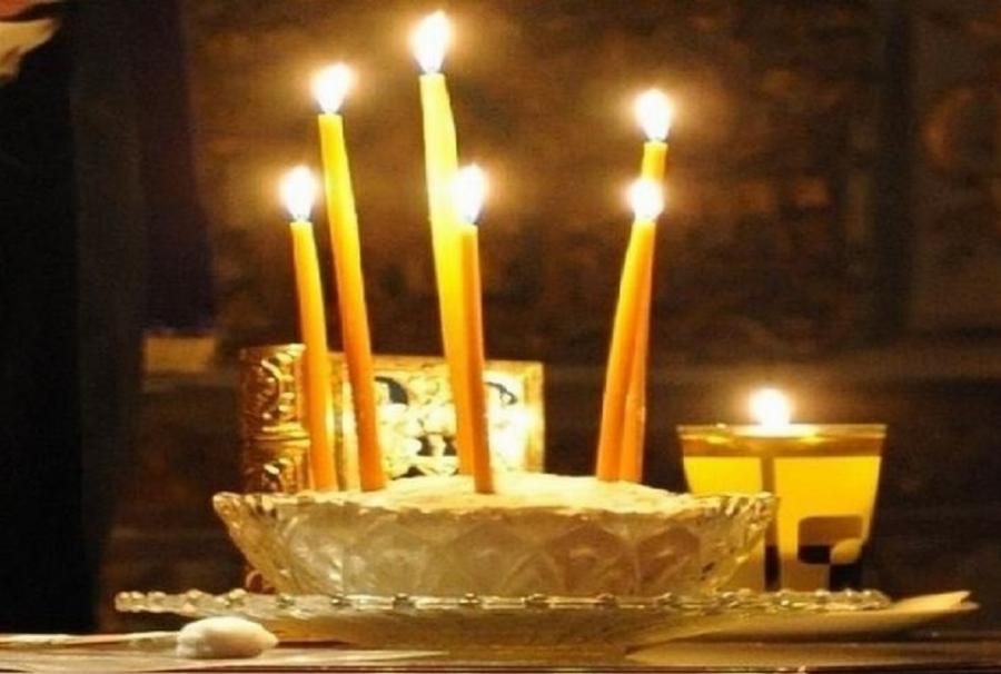 Μέγα το θαύμα από το Ιερό Ευχέλαιο της Μεγάλης Τετάρτης: Το λαδάκι θεραπεύει κάθε ασθένεια