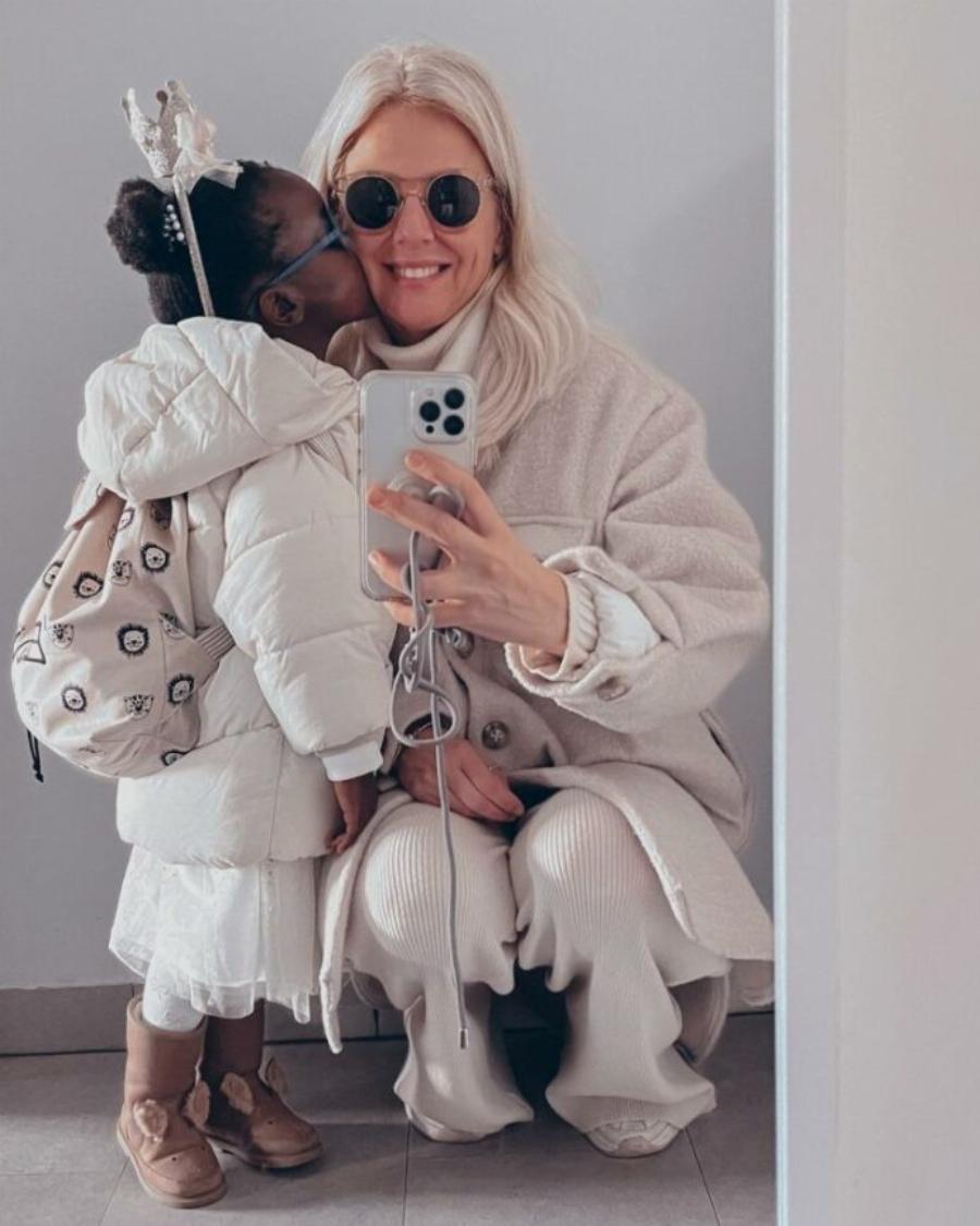 Χριστίνα Κοντοβά: Η πιο γλυκιά φωτογραφία με την κόρη της, Ada – «Φεύγοντας για το σχολείο»