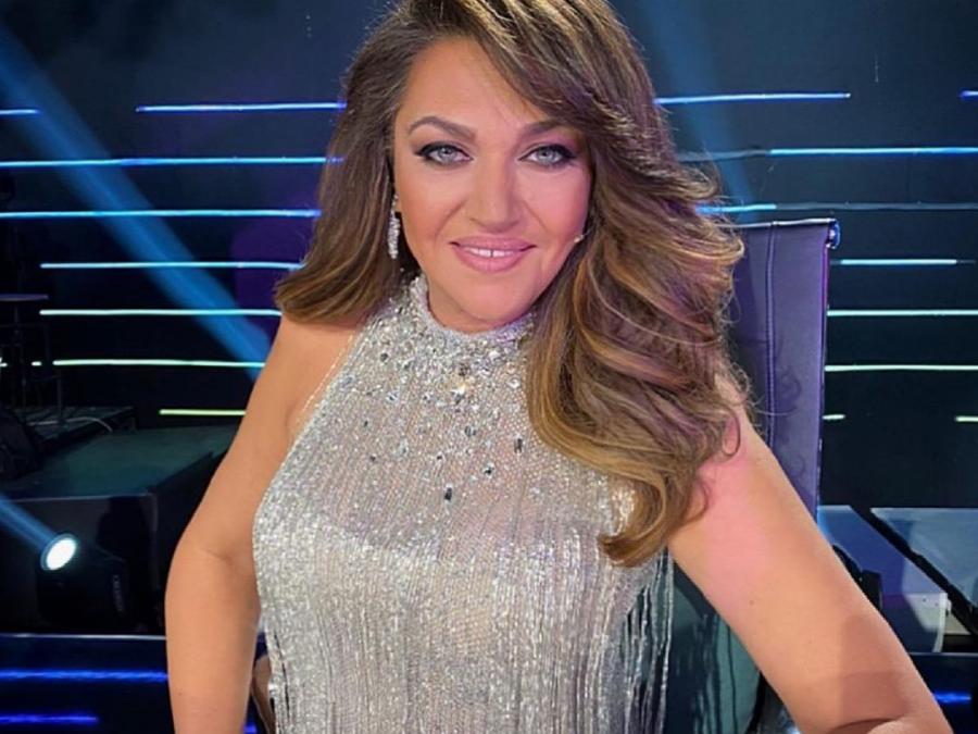 Καίτη Γαρμπή: Η καλλιτεχνική πορεία στις «Αδελφές Γαρμπή», η Eurovision και τα 23 χρόνια κοινής πορείας με τον Σχοινά