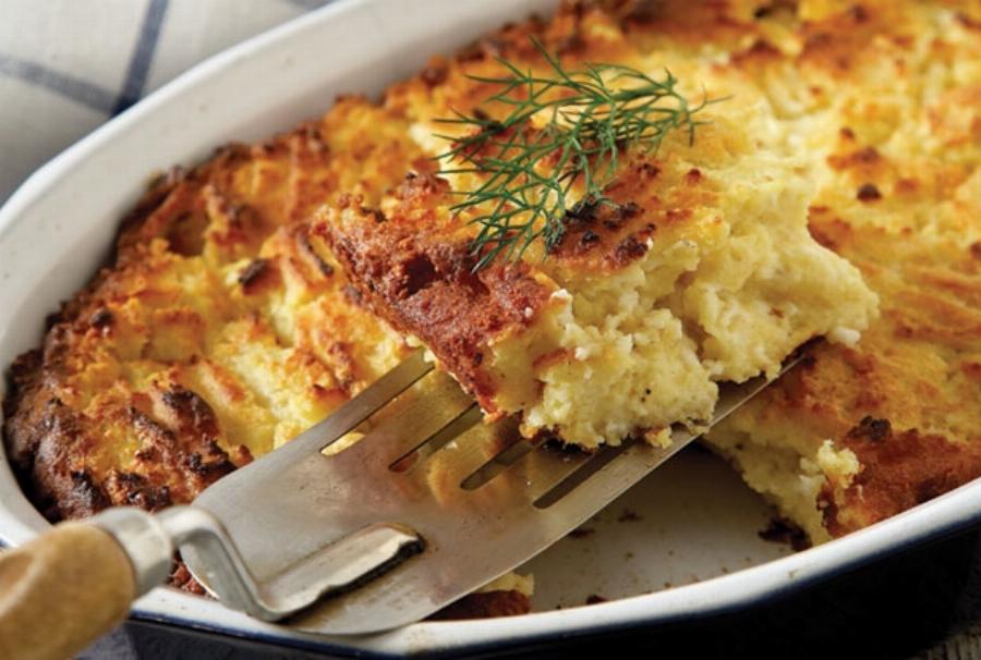 Ζαμπονοτυρόπιτα: Λαχταριστή, εύκολη και χωρίς φύλλο – Το κόλπο της Αργυρώς Μπαρμπαρίγου