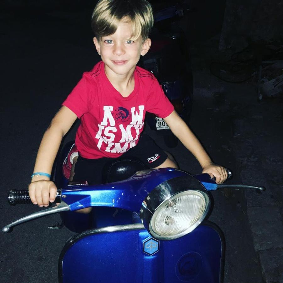 Αριάνα Λιανού: Όσο μεγαλώνει μοιάζει όλο και περισσότερο στον πατέρα της, η κόρη του Γιώργου Λιανού