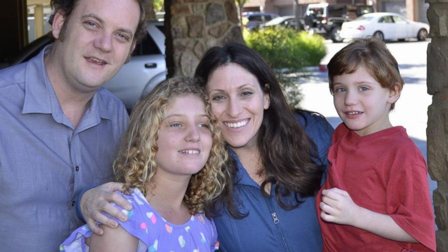 Παιδική σχιζοφρένεια: Η τραγική ιστορία του πατέρα που είδε το παιδί του να χάνεται στον κόσμο των παραισθήσεων