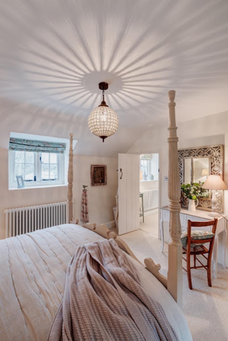 Σπίτι ηλικίας 300 ετών: Η μοναδική γοητεία, οι συγκλονιστικές αντίκες, η υπέροχη διακόσμηση, ο παιδικός παράδεισος και το απίθανο εσωτερικό