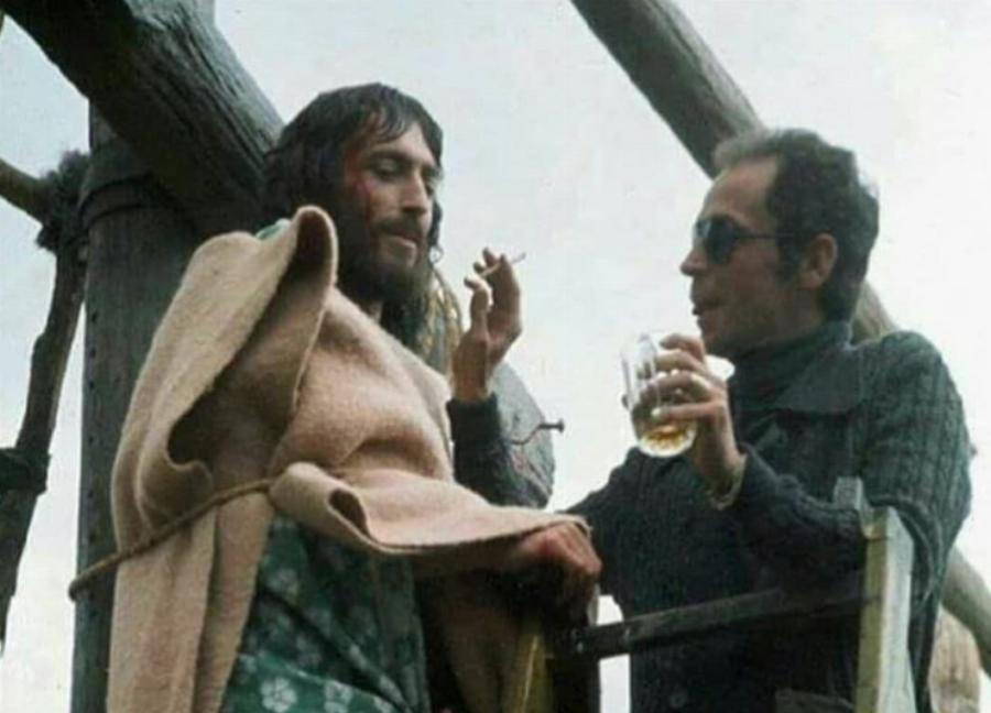 «Ιησούς από τη Ναζαρέτ»: Η αληθινή ζωή του Ρόμπερτ Πάουελ, ο ρόλος του Χριστού και ο μύθος της κατάρας