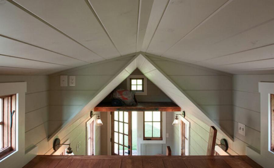 Μικρό σπίτι: Πάει όπου θες, είναι 14 τμ, χωράει άνετα 6 άτομα και η διακόσμηση του είναι σικ και σύγχρονη