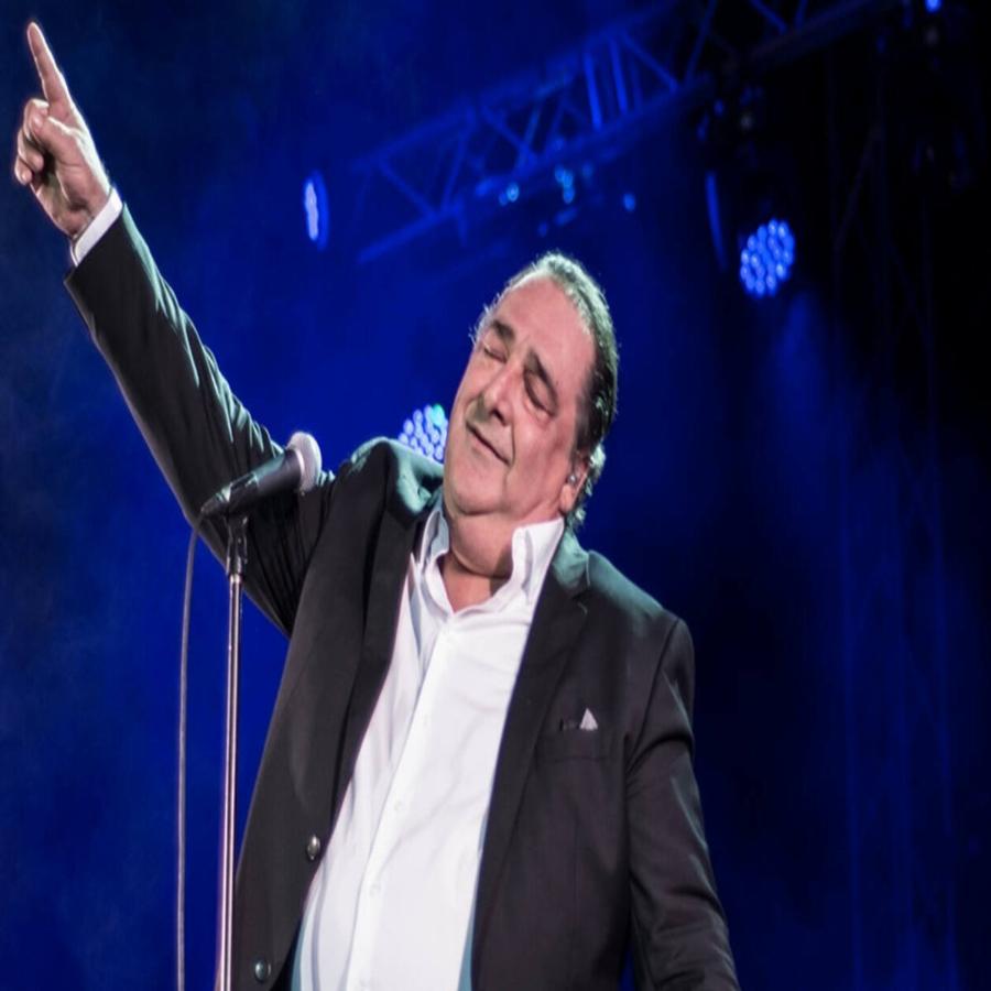 Βασίλης Καρράς: Πήρε εξιτήριο από το Βενιζέλειο μετά την περιπέτεια υγείας του