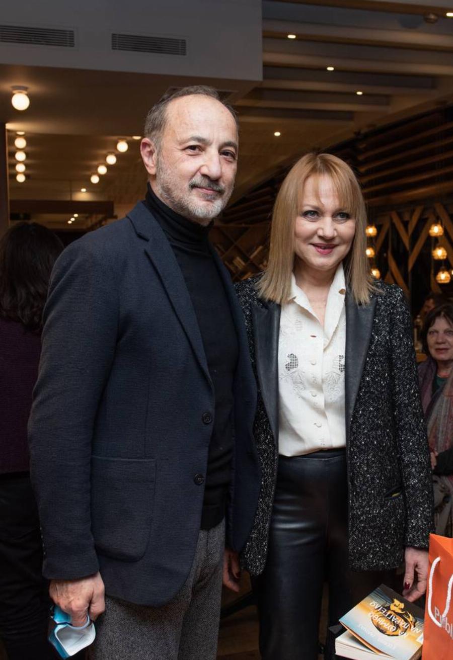 Στέλιος Μάινας: Ο ηθοποιός με τη σύζυγό του σε μια σπάνια εμφάνιση- Την γνωρίζεις από το Κωνσταντίνου και Ελένης