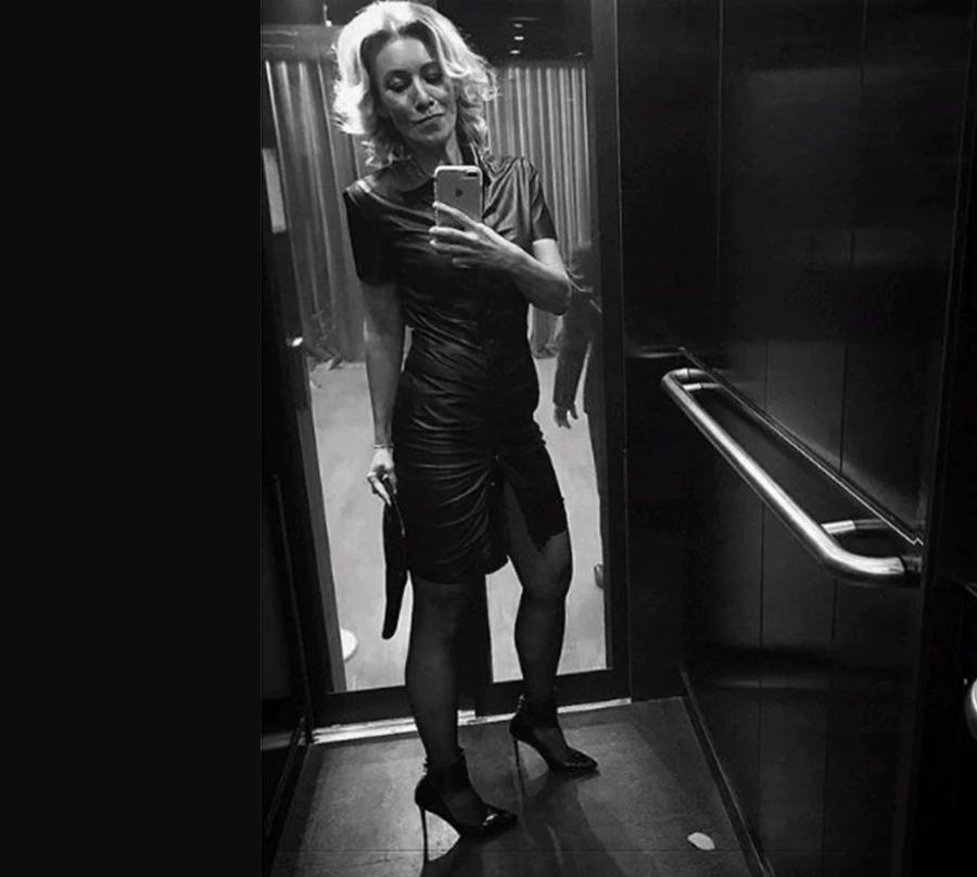 Μαρία Ζαχάροβα: Οι πόζες και οι τολμηρές φωτογραφίες της καλλονής του Ρωσικού Υπουργείου που επιτέθηκε στην Ελλάδα