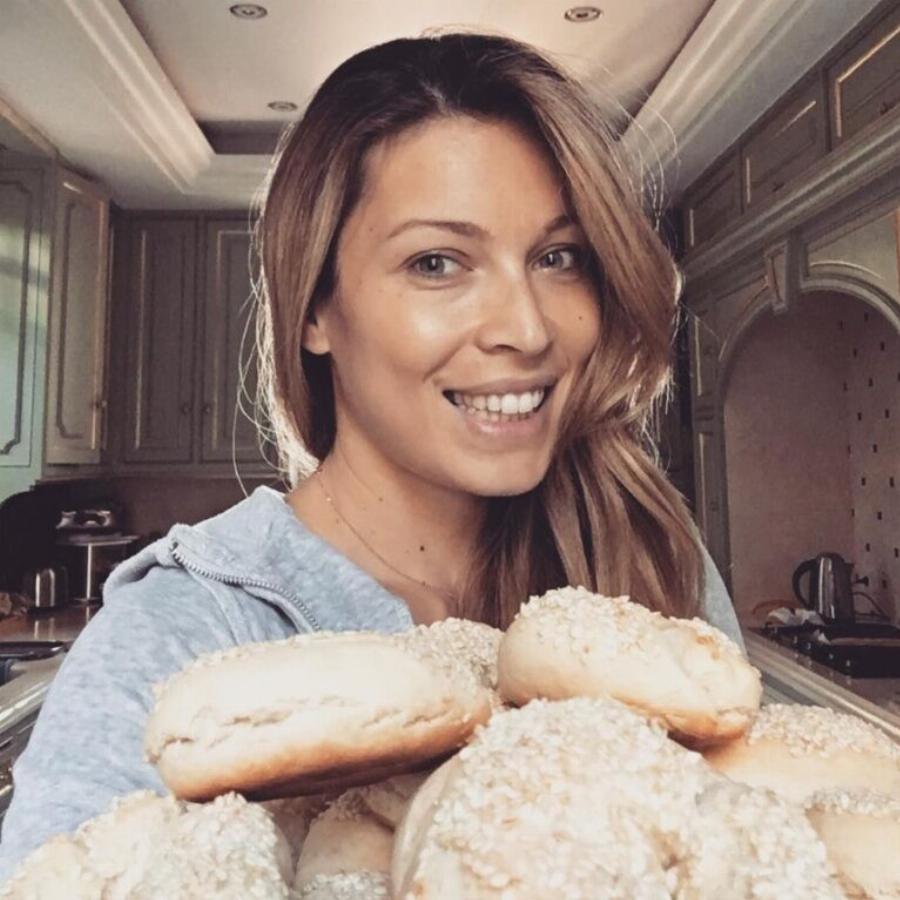 Μαριέττα Χρουσαλά: Το σύγχρονο σπίτι στα Νότια Προάστια και η άγνωστη καταγωγή της παρουσιάστρια