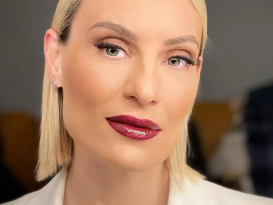 Ελεονώρα Μελέτη: «Θα φοράω πάντα αuτό που θέλω, θα τρώω και θα είμαι αuτή που επιλέγω να είμαι!»