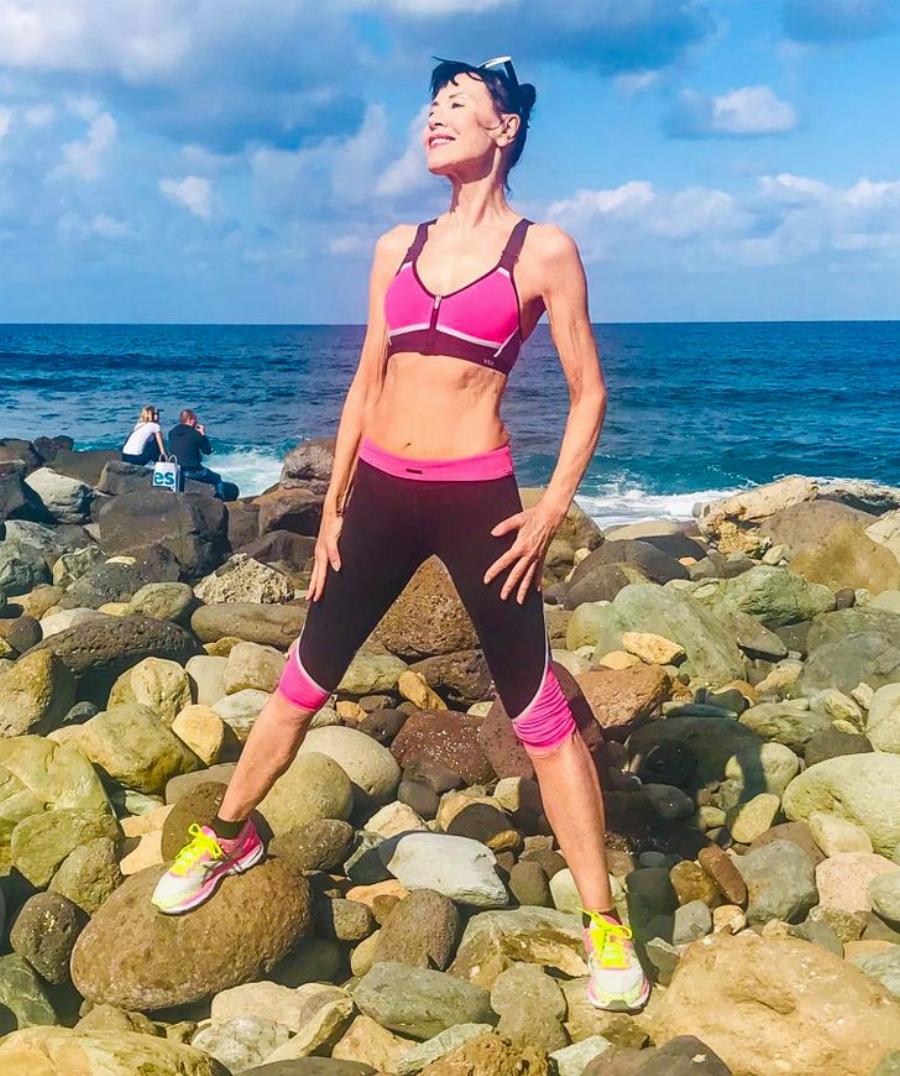 Μυστικά νεότητας από μια γυναίκα που είναι 72 χρονών και μοιάζει με 40αρα