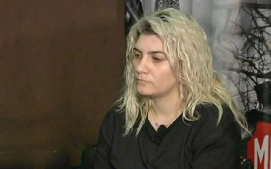 Στενή φίλη του ζευγαριού: Οι απόπειρες αυτοκτονίας, η η «ανεπιθύμητη» εγκυμοσύνη και ο εκβιαστικός γάμος