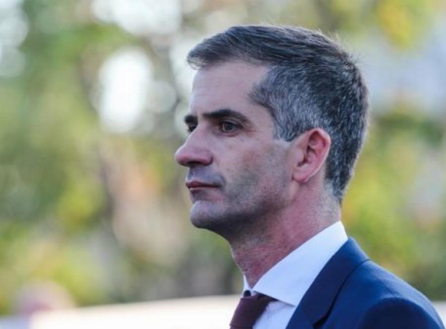 Τι δώρο θα παίρνατε στον Δήμαρχο Αθηνών Κώστα Μπακογιάννη που σήμερα έχει γενέθλια;