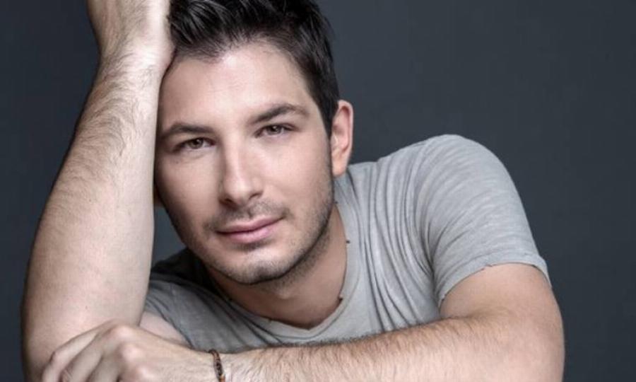 Οι αποκαλυπτικές δηλώσεις του Γιώργου Περρή: «Είμαι γκέι, υπερήφανος και χαρούμενος»