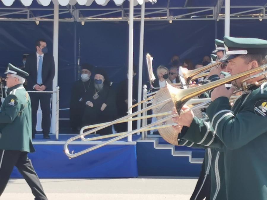 25η Μαρτίου 1821: Η παρέλαση στη Θεσσαλονίκη άρχισε με το «Μακεδονία Ξακουστή» – Πλήθος κόσμου για τον εορτασμό