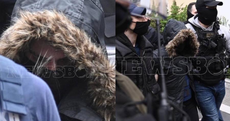 «Ντροπή σου, ομολόγησε για να λυτρωθείς» φώναζαν στα δικαστήρια μόλις έφτασε η Ρούλα Πισπιρίγκου