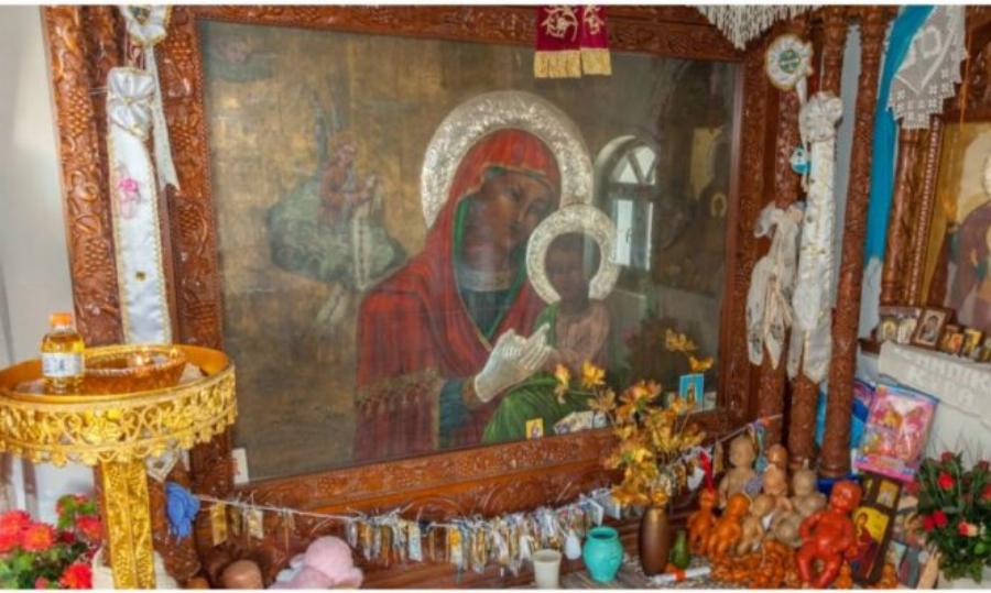 Μέγα το θαύμα της Παναγίας Τσαμπίκα: Χάρισε παιδί σε ζευγάρι Τούρκων