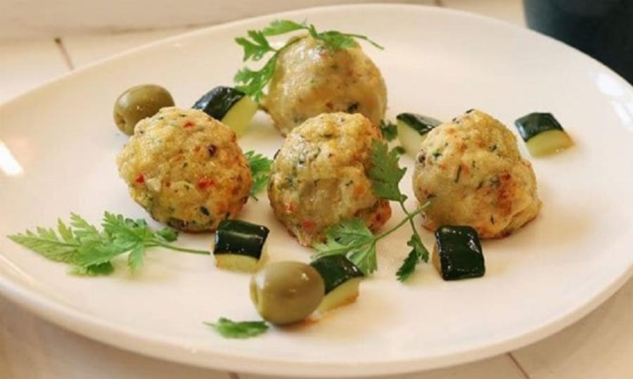 Αγιορείτικη συνταγή: Νηστίσιμοι τραγανοί ψαροκεφτέδες με μπακαλιάρο