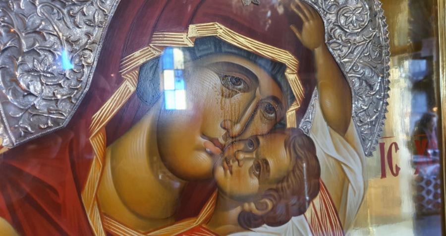 Μέγα σημείο μπροστά στην Παρηγορήτρια του Βύρωνα: “Μαμά είδα την Παναγίτσα να κλαίει”