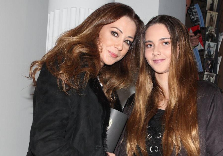 Ειρήνη Σκλήβα: Η κόρη της “Μις Κόσμος” είναι 18 χρονών και είναι πανέμορφη σαν τη μητέρα της