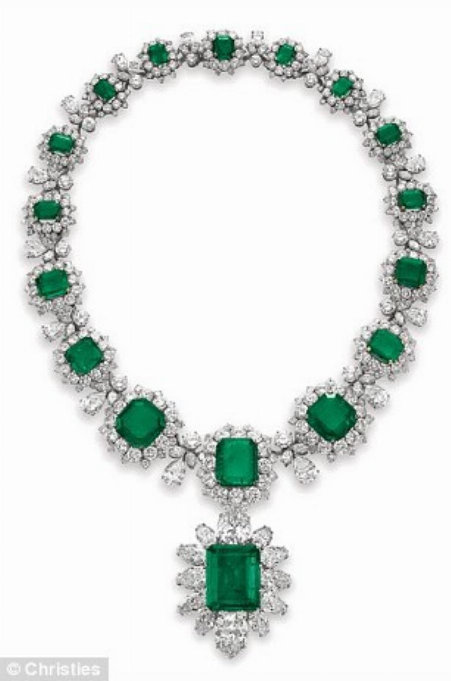 Σοράγια: Η πριγκίπισσα με την τραγική ιστορία – Η θλίψη στα μάτια της και η αμύθητη περιουσία