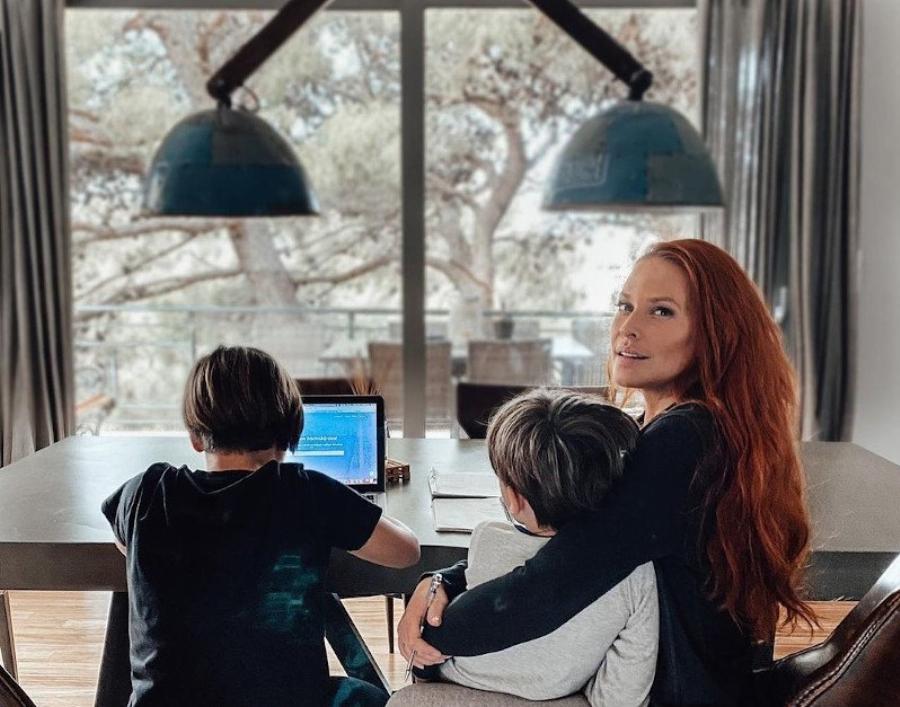 Το παλάτι της Σίσσυς Χρηστίδου: Το σύγχρονο και τεράστιο σπίτι όπου μένει μετά το διαζύγιο από τον Θοδωρή Μαραντίνη