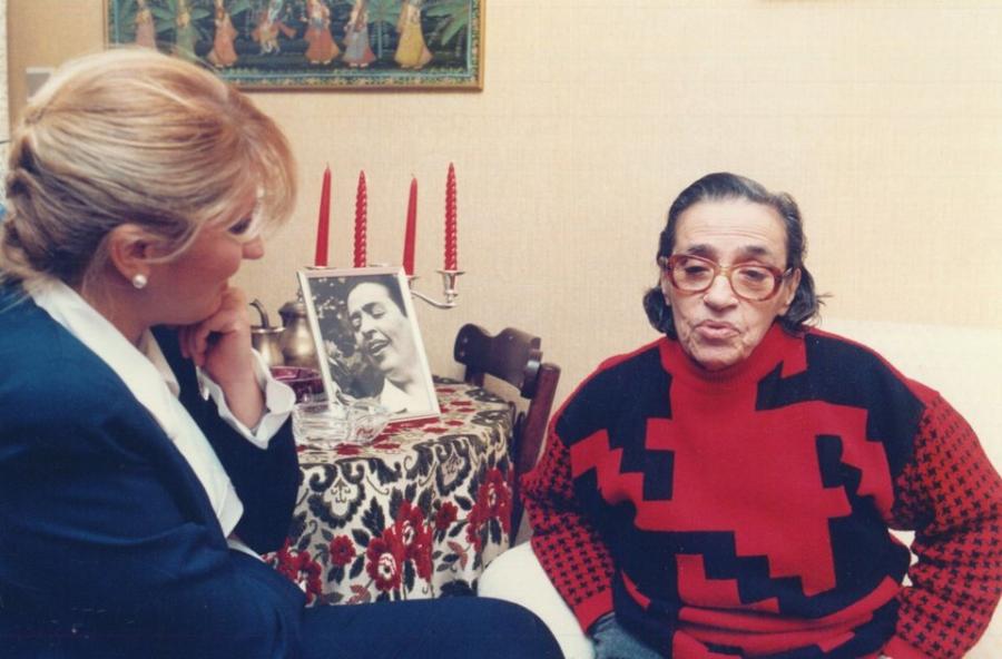 Σωτηρία Μπέλλου: Η φυλακή, ο αγώνας για επιβίωση, το ΕΑΜ, οι εθισμοί και το μοναχικό τέλος