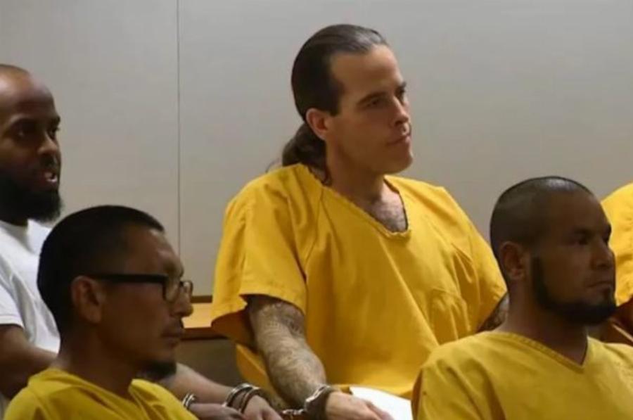 Αληθινή ιστορία: «Ο εκδικητής» – Ο άντρας που κακοποιήθηκε σε παιδική ηλικία και σήμερα έγινε κυνηγός παιδόφιλων