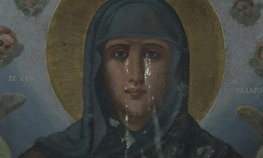 Μέγα το θαύμα της Αγίας Παρασκευής: Δέος και ανατριχίλα – Η εικόνα άρχισε να κλαίει