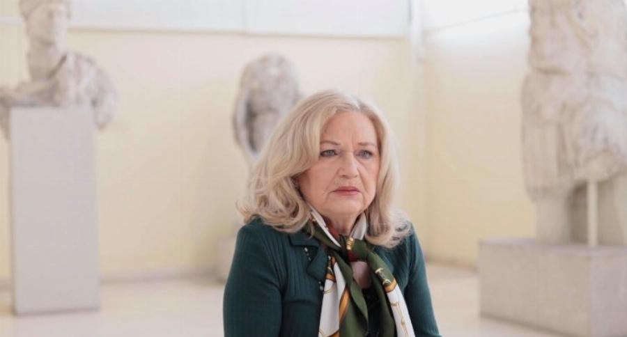 Βίλμα Τσακίρη: Tο διαζύγιο που πόνεσε, η συμφιλίωση με την κόρη της και ο γάμος λόγω εγκυμοσύνης