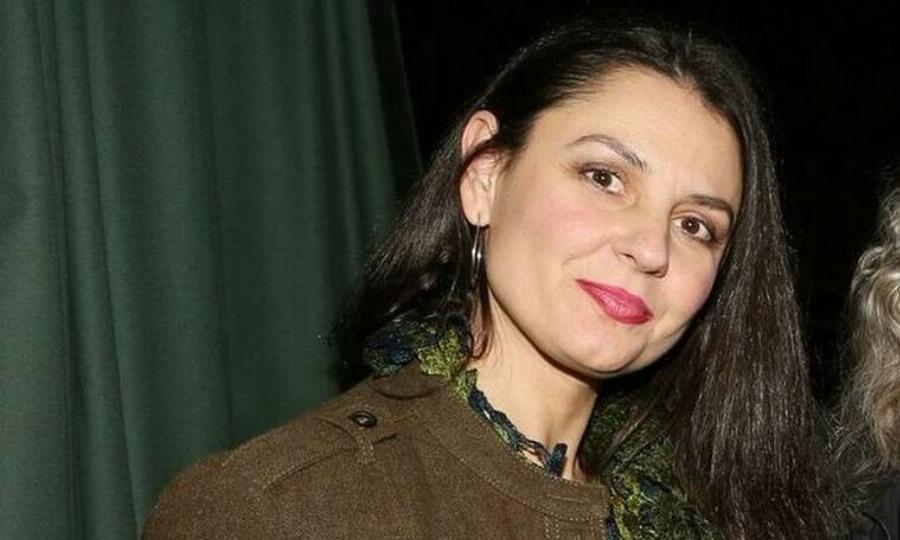 Βερόνκια Αργέντζη: Όσα συνέβησαν με την Βουγιουκλάκη, η φήμη της ως σύμβολο του 90′ και η απώλεια που της στοίχισε