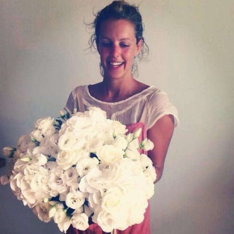 Βαλεντίνη Κρασσά: Ποια είναι η άγνωστη αδερφή του Ηλία Κρασσά – Τρομερή η ομοιότητά της με την Βίκυ Καγιά