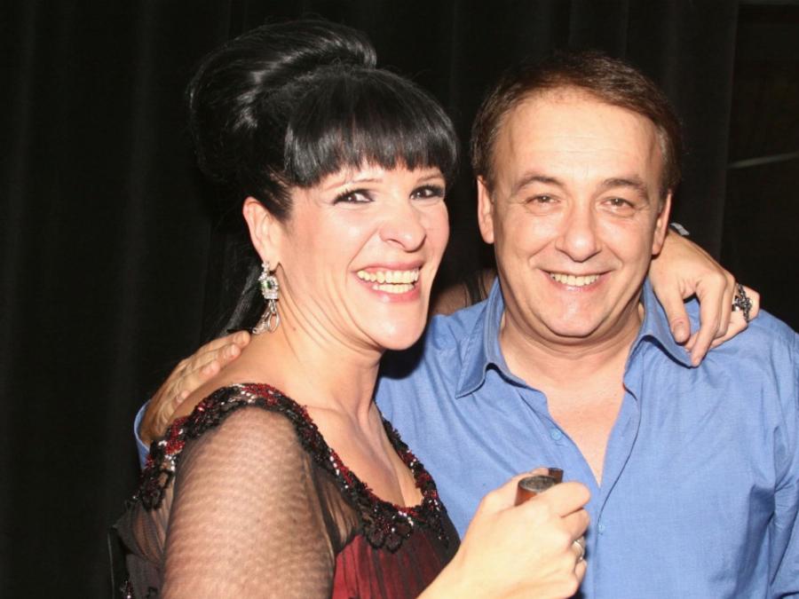 Ανδρέας Μικρούτσικος: Οι 6 διάσημες Ελληνίδες που είχαν σχέση με τον παρουσιαστή