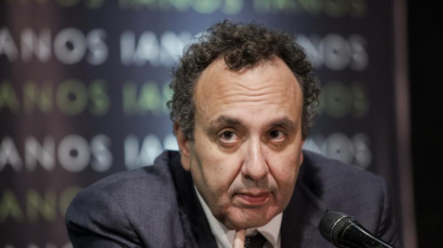 Οι τραγικές ιστορίες από 10 διάσημους Έλληνες που έχασαν τα παιδιά τους και έζησαν τον εφιάλτη κάθε γονιού