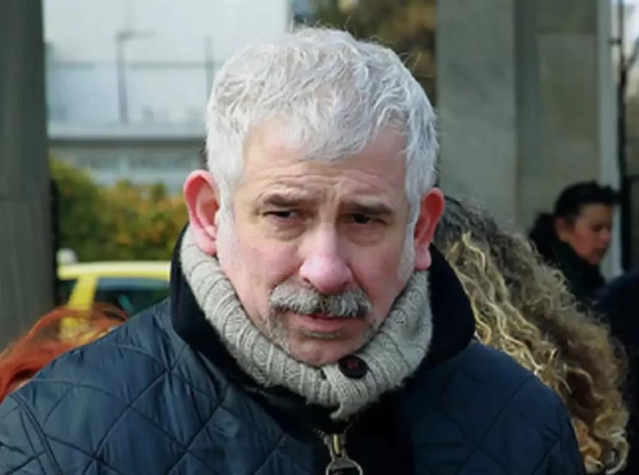 Ο Πέτρος Φιλιππίδης υποστηρίζει ότι καμιά γυναίκα δεν μπορεί να του αντισταθεί