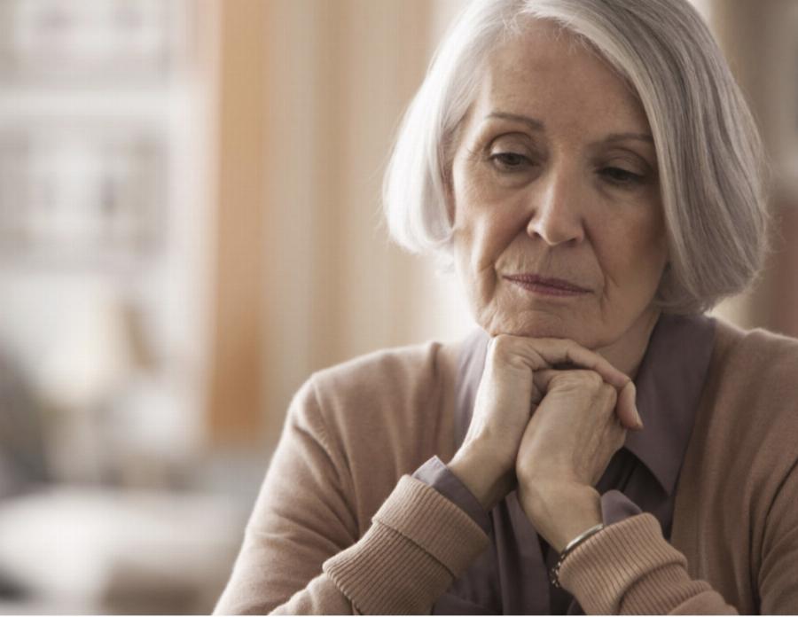 Αληθινή ιστορία: «Η κόρη μου παντρεύεται και ο πεθερός της είναι η πρώτη μου αγάπη. Θέλω να διαλύσω τον γάμο τους, δεν αντέχω»