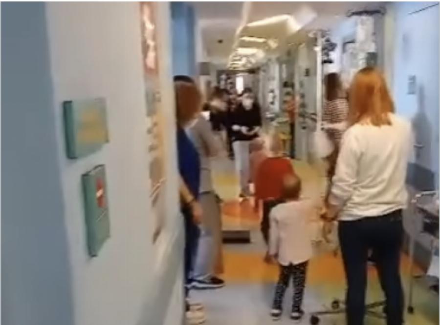 Η συγκινητική παρέλαση παιδιών με καρκίνο στο Ιπποκράτειο της Θεσσαλονίκης