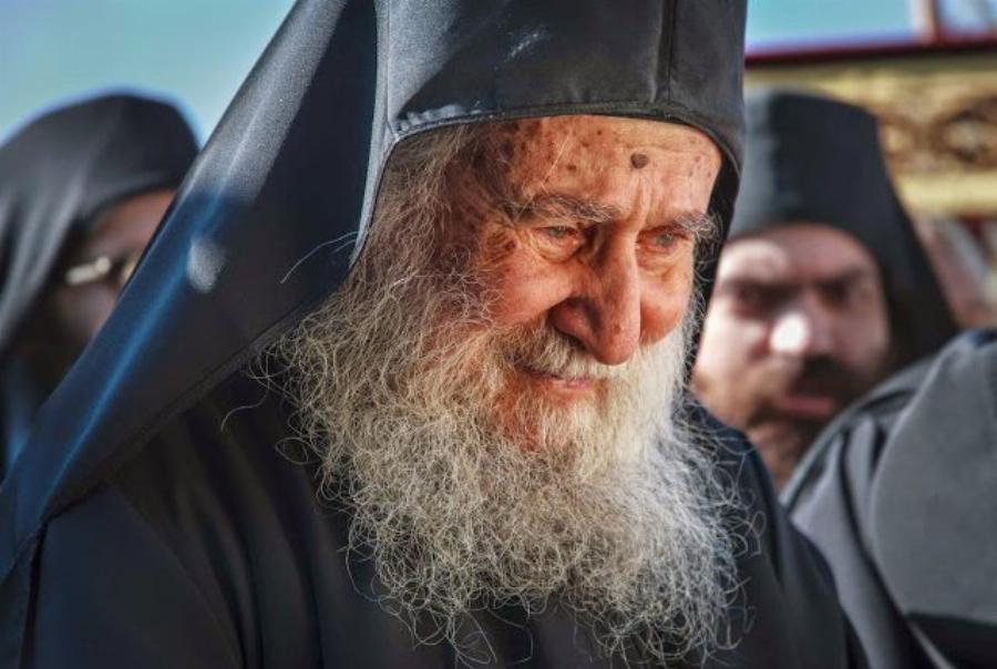 Γέροντας Ιωσήφ Βατοπαιδινός: «Προσοχή όταν επιλέξεις τον σύντροφο της ζωή σου»